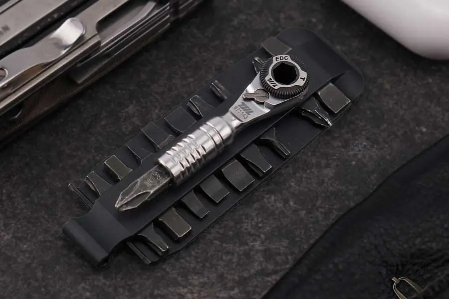 The New Feature Packed 711L TG EDC Mini Ratchet Wrench-03