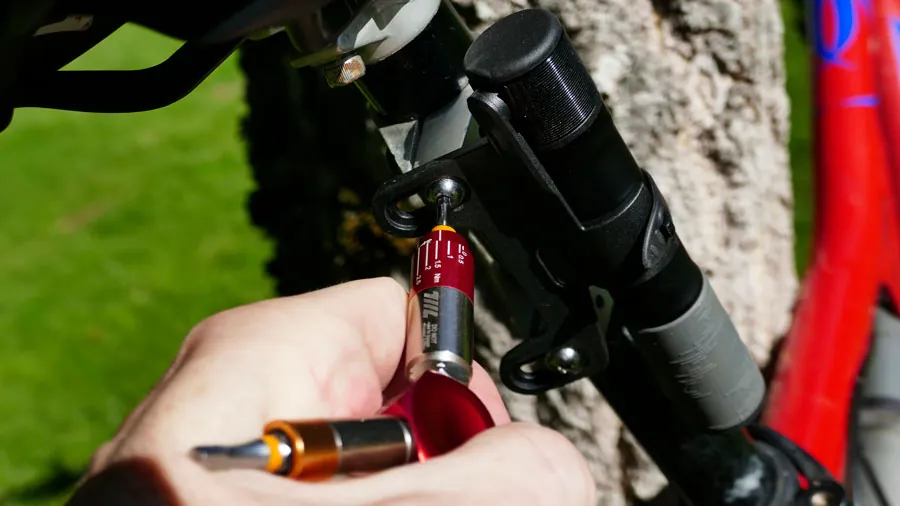 Comparing the 711L EDC Torque Driver Range-04-FU