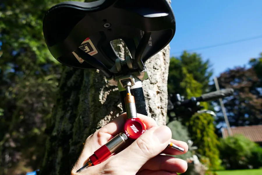 The 711L EDC Y Torque Driver is the Perfect Bike Tool-01